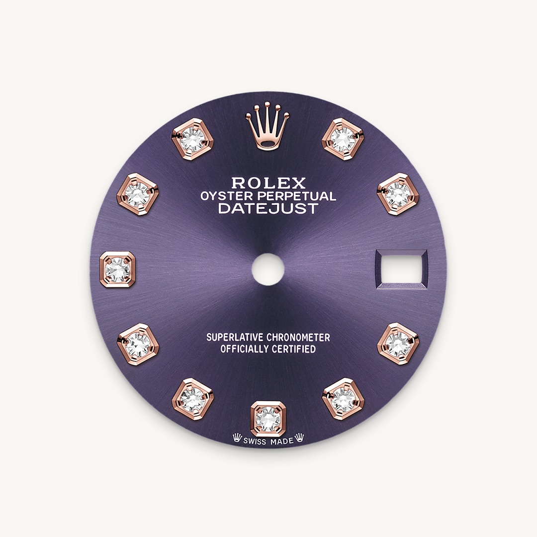 Aubergine Dial