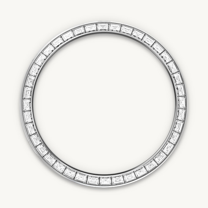 Diamond-set bezel